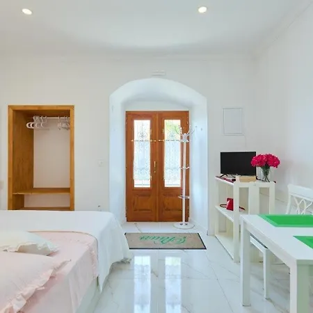 Apartment The Peacock In Dubrovnik